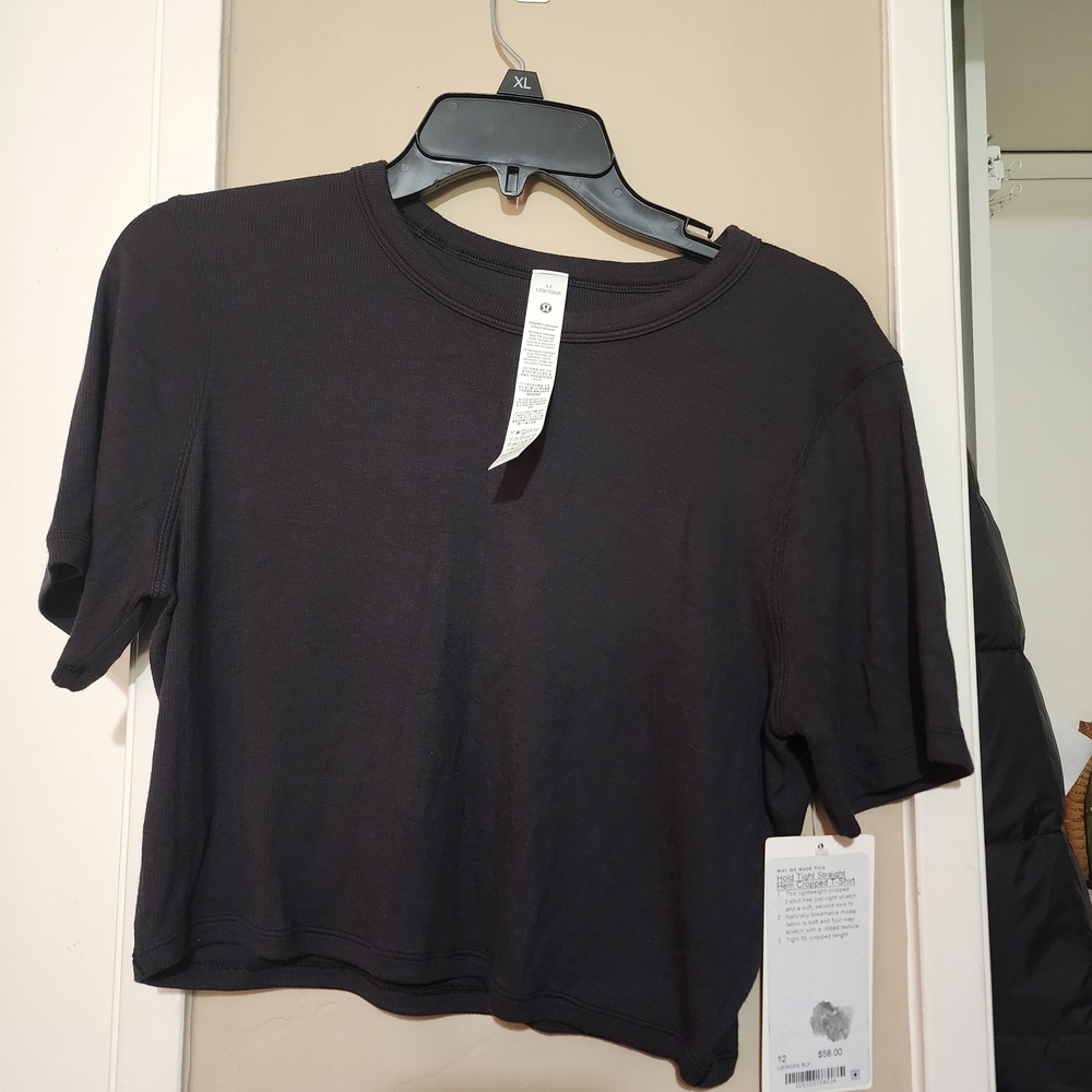 Lululemon Black Crop Top New With Tags Size 12